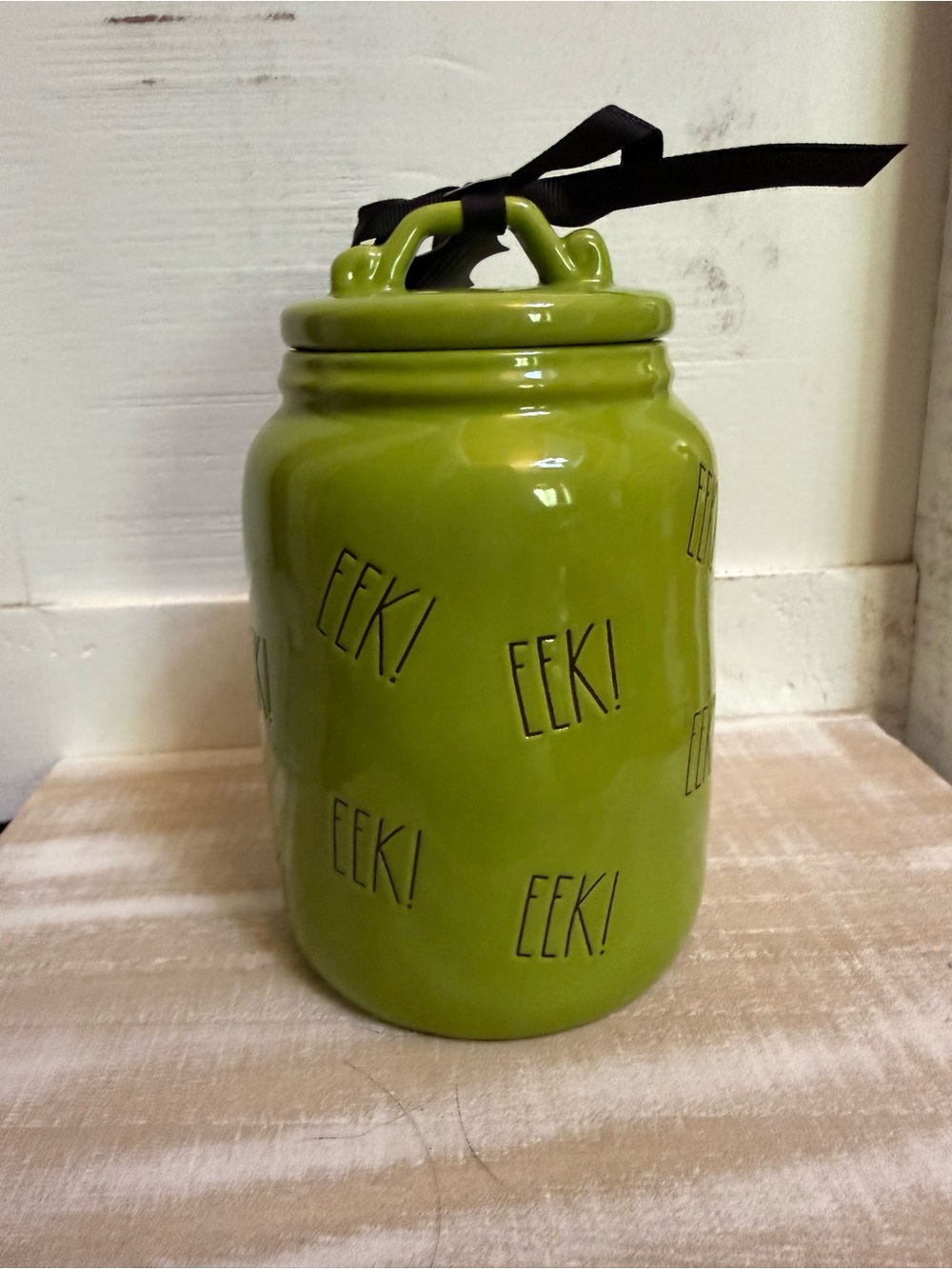 Rae Dunn Green "EEK!" Ceramic Canister with Lid